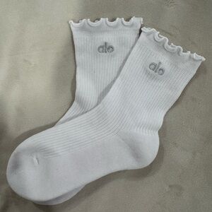 ALO Yoga White Ribbe Socks S/M